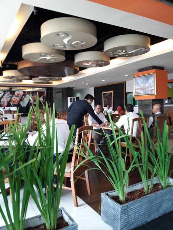 D'Arcici Hotel Cempaka Putih Dżakarta Zewnętrze zdjęcie