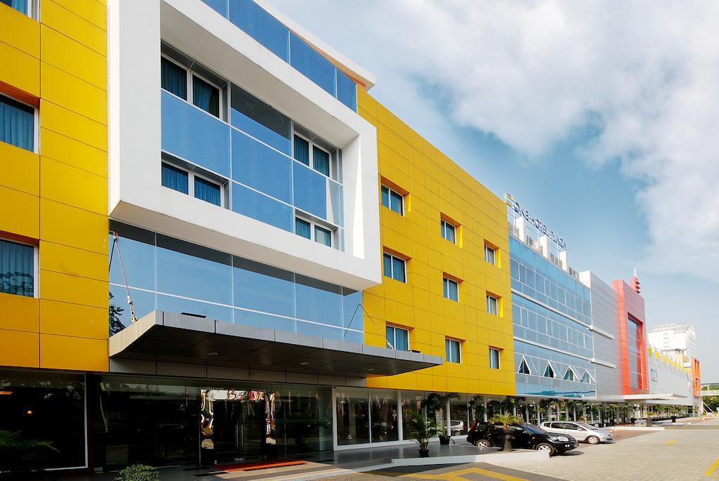D'Arcici Hotel Cempaka Putih Dżakarta Zewnętrze zdjęcie
